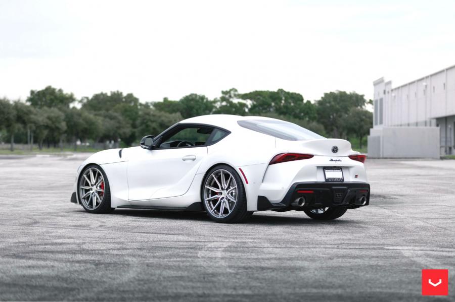  Toyota GR Supra on Vossen Wheels (HF-3) 2019 года  (фото 6 из 13)